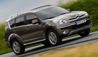 Citroen C-Crosser mpv front tracking