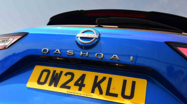 Nissan Qashqai - tailgate detail