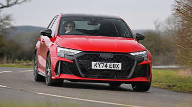 Audi RS 3 - front tracking