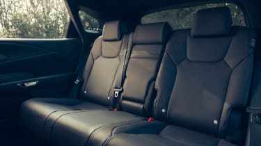 Lexus RX450+ - rear seats