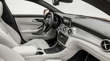 Mercedes CLA 220 CDI interior