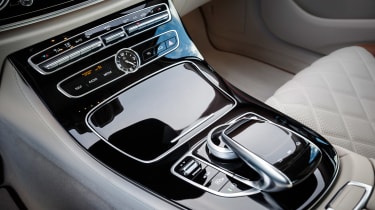 Mercedes E-Class - centre console