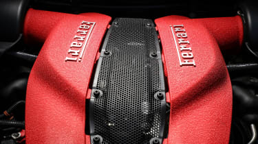 Ferrari F8 Tributo - engine detail