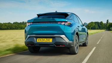 Peugeot 3008 - rear tracking