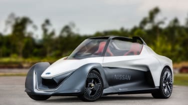 Nissan BladeGlider - front quarter