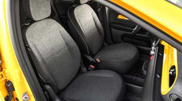 Renault Twingo - front seats