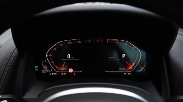BMW 8 Series - dials