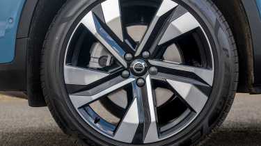 Volvo XC40 - wheel