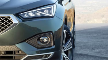 seat tarraco front detail
