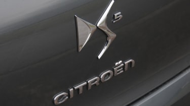 Citroen DS5 HDi badge