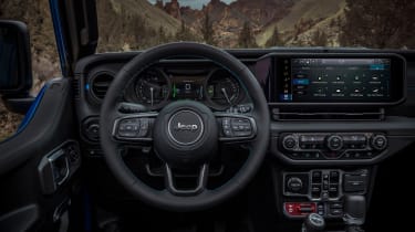 Jeep Wrangler facelift - interior
