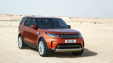 Land Rover Discovery 2017 - official off road 8