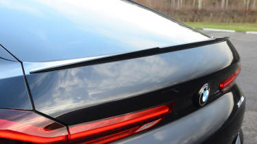 BMW X6 - rear spoiler