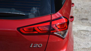Hyundai i20 Turbo Edition - rear light