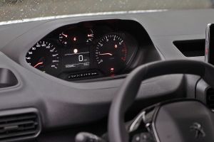 peugeot_partner_016.jpg