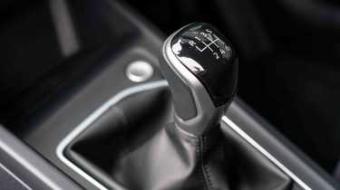 Volkswagen Golf - manual gear lever
