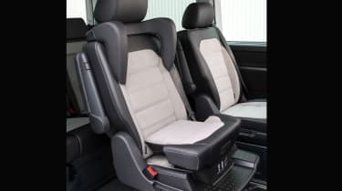 VW Caravelle - seats