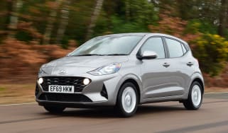Hyundai i10 - front tracking