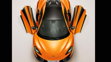 McLaren 570S - doors open