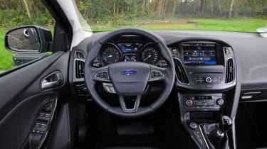 Ford Focus 1.0 EcoBoost Titanium interior