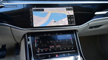 New Audi A8 2017 - infortainment