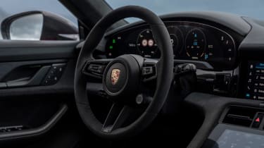 Porsche Taycan GTS Sport Turismo - steering wheel