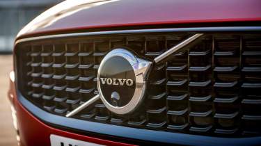 Volvo V60 - grille detail