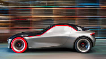 Vauxhall GT Concept - side tracking