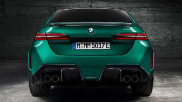 BMW M5 - stationary tailshot