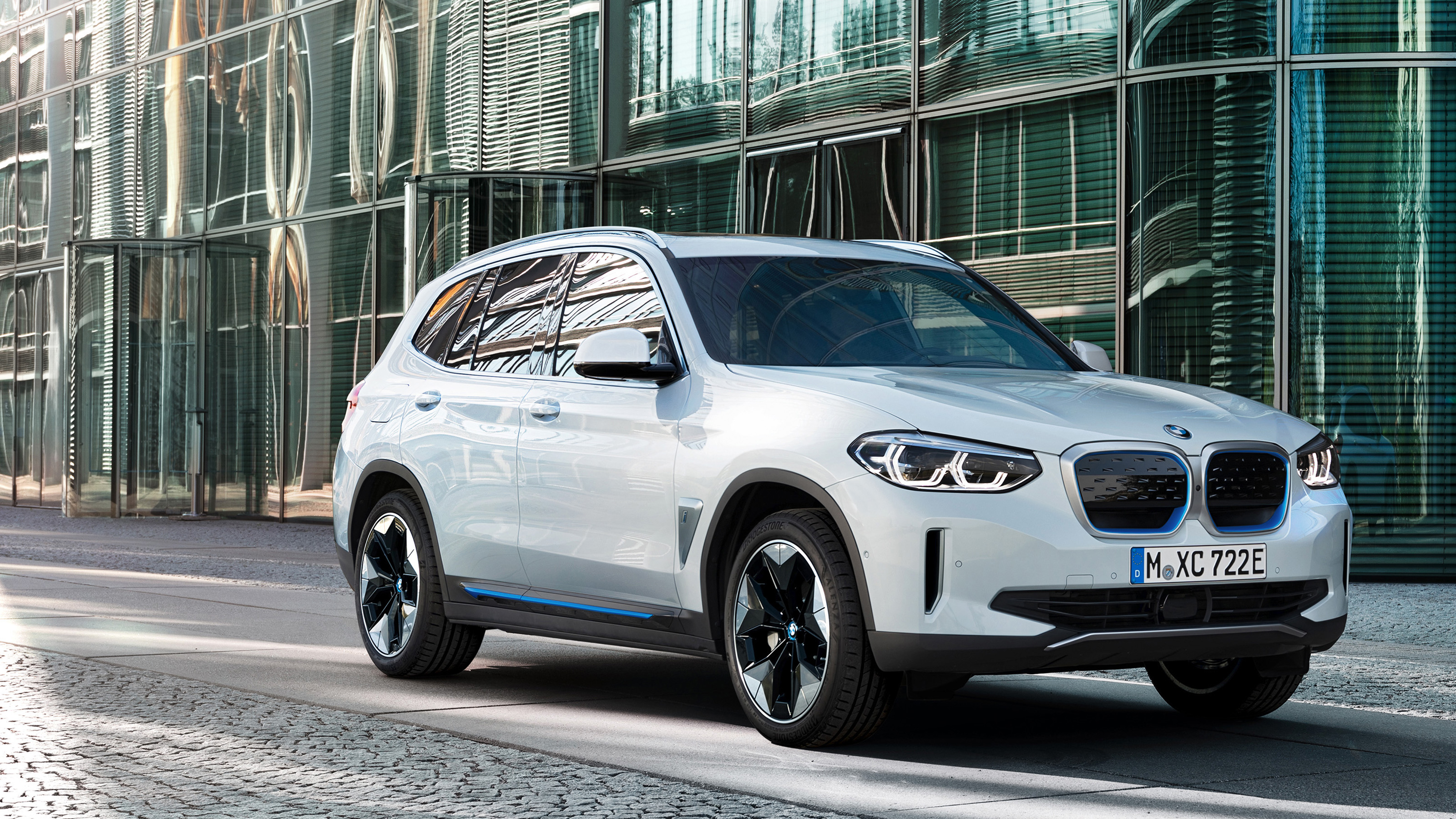 new 2021 bmw ix3 suv plugs in with 285 miles of electric