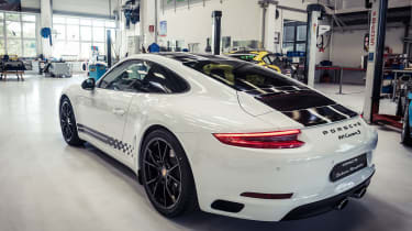 Porsche 911 Endurance Racing Edition - rear quarter