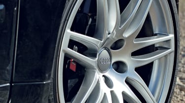 Audi RS4 wheel