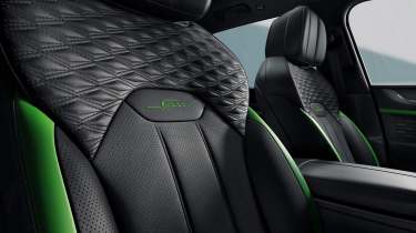 Bentley Bentayga Speed - front seats