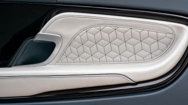 Aston Martin DBS Superleggera - detail