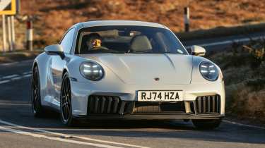 Porsche 911 Carrera GTS - front cornering