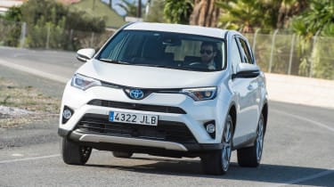 Toyota RAV4 Hybrid - front action