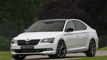 Skoda Superb Sportline - front quarter