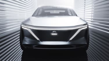 Nissan IM concept - full front