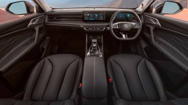 MG HS Hybrid+ - interior overview