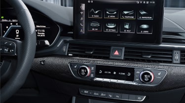 Audi S4 - infotainment