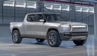 Rivian R1T - front