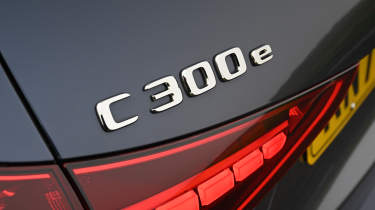 Mercedes C 300 e - model badging