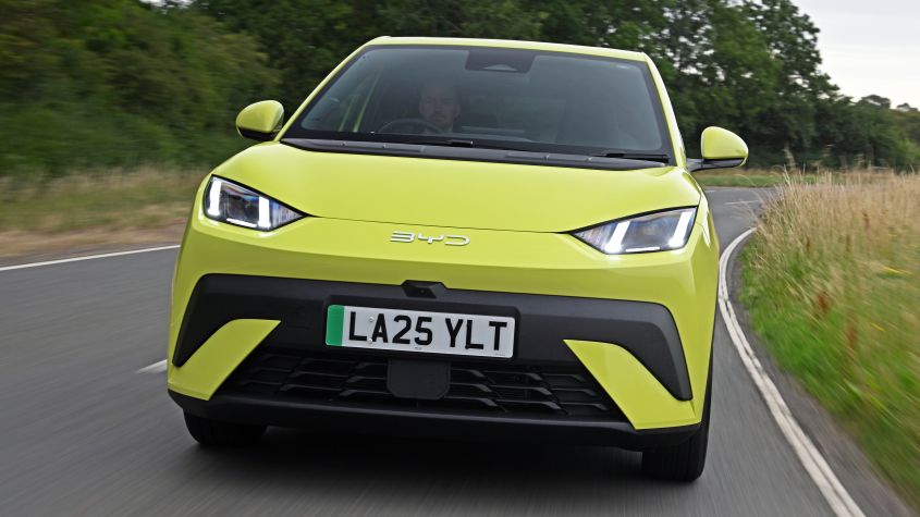 本日のお買い得車：BYDドルフィンSurfがお手頃価格でEV体験を提供