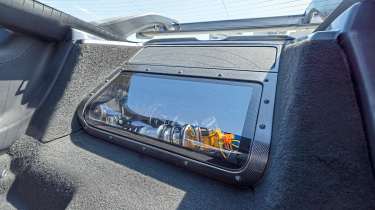 Ford Mustang GTD - engine window