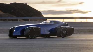 Renault Filante Record 2025 - side
