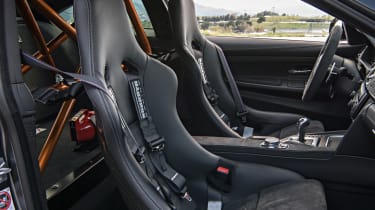 BMW M4 GTS - seats
