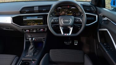 Audi Q3 - dash