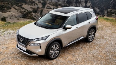 Nissan X-Trail - above