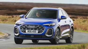 Audi Q5 Sportback - front cornering