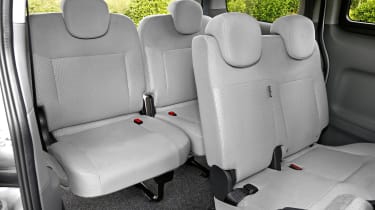 Nissan e-NV200 - seats